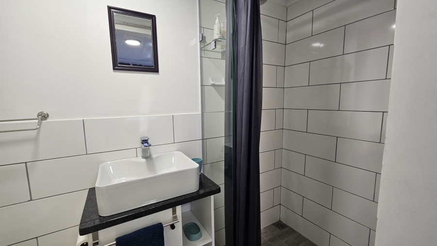 2 Bedroom Property for Sale in Stilbaai Wes Western Cape